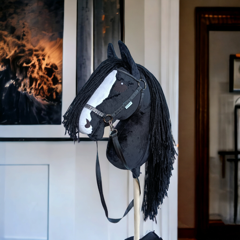 Konik Hobby Horse A3 KARY Z PLAMĄ