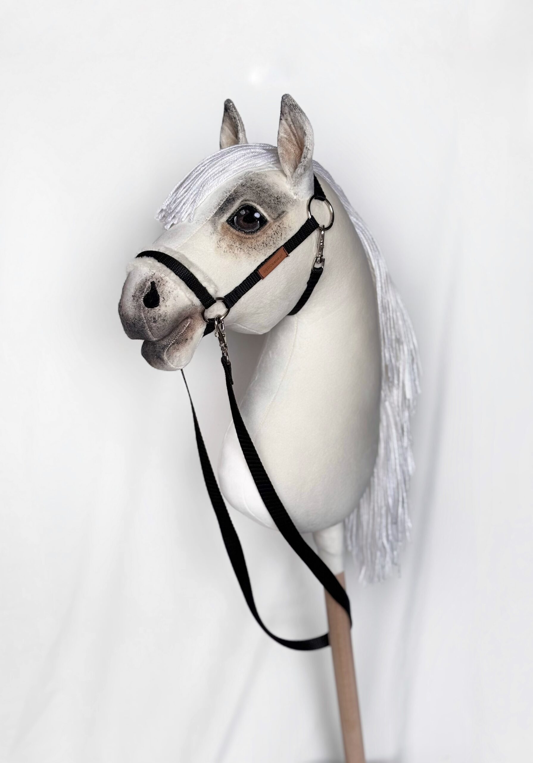 Konik Hobby Horse A3 CREMELLO